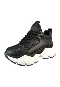 Czarne sportowe sneakersy z teksturowanym syntetycznym wierzchem, akcentami z siateczki i białą masywną podeszwą. Posiadają sznurowaną konstrukcję oraz logo na języku.