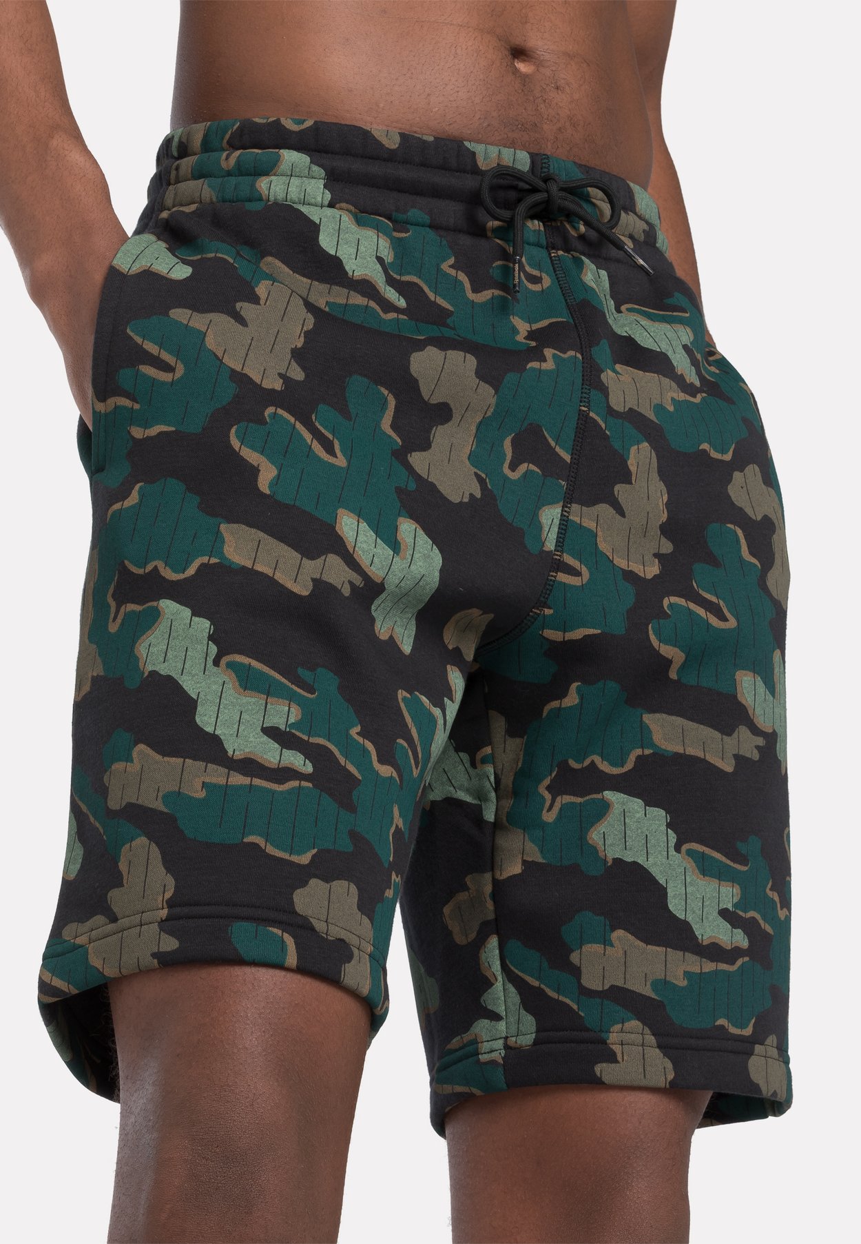 IDENTITY MOTION CAMO