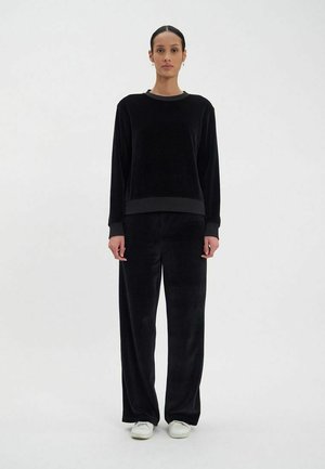 MATHILDE - Sweatshirt - black