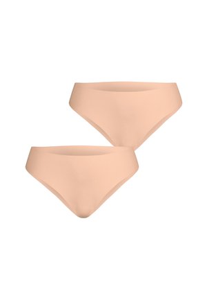 Zwei Paar schlichte beige nahtlose Damenslips im Bikini-Schnitt vor weißem Hintergrund.