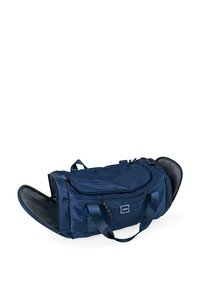 Bolsa de deporte azul marino hecha de tela resistente, con un compartimento principal, un bolsillo frontal con cremallera y asas dobles para llevar.