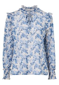 Blumenbluse in Hellblau und Weiß, aus weichem Stoff gefertigt, mit Rüschenausschnitt, Bindeband am Kragen und gepufften Manschetten.