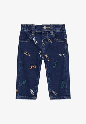 Tmavomodré denim šortky s rôznymi farebnými vyšitými logami "GUESS". Obsahujú klasický strih s piatimi vreckami a pásom.