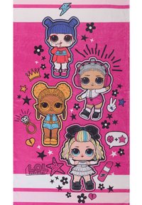 Cztery kolorowe lalki LOL Surprise z różnymi fryzurami i strojami na różowym tle z gwiazdkami, kwiatami i symbolami.