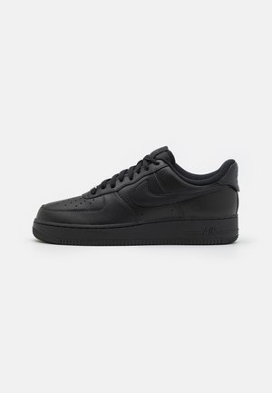 Nike Sportswear AIR FORCE 1 07 FLYEASE - Zapatillas - black