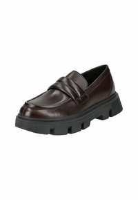 Mocassino in pelle marrone con finitura liscia, caratterizzato da un dettaglio con fascia rialzata, suola in gomma nera spessa e punta arrotondata.