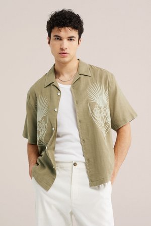 WE Fashion, Camisa - greyish green