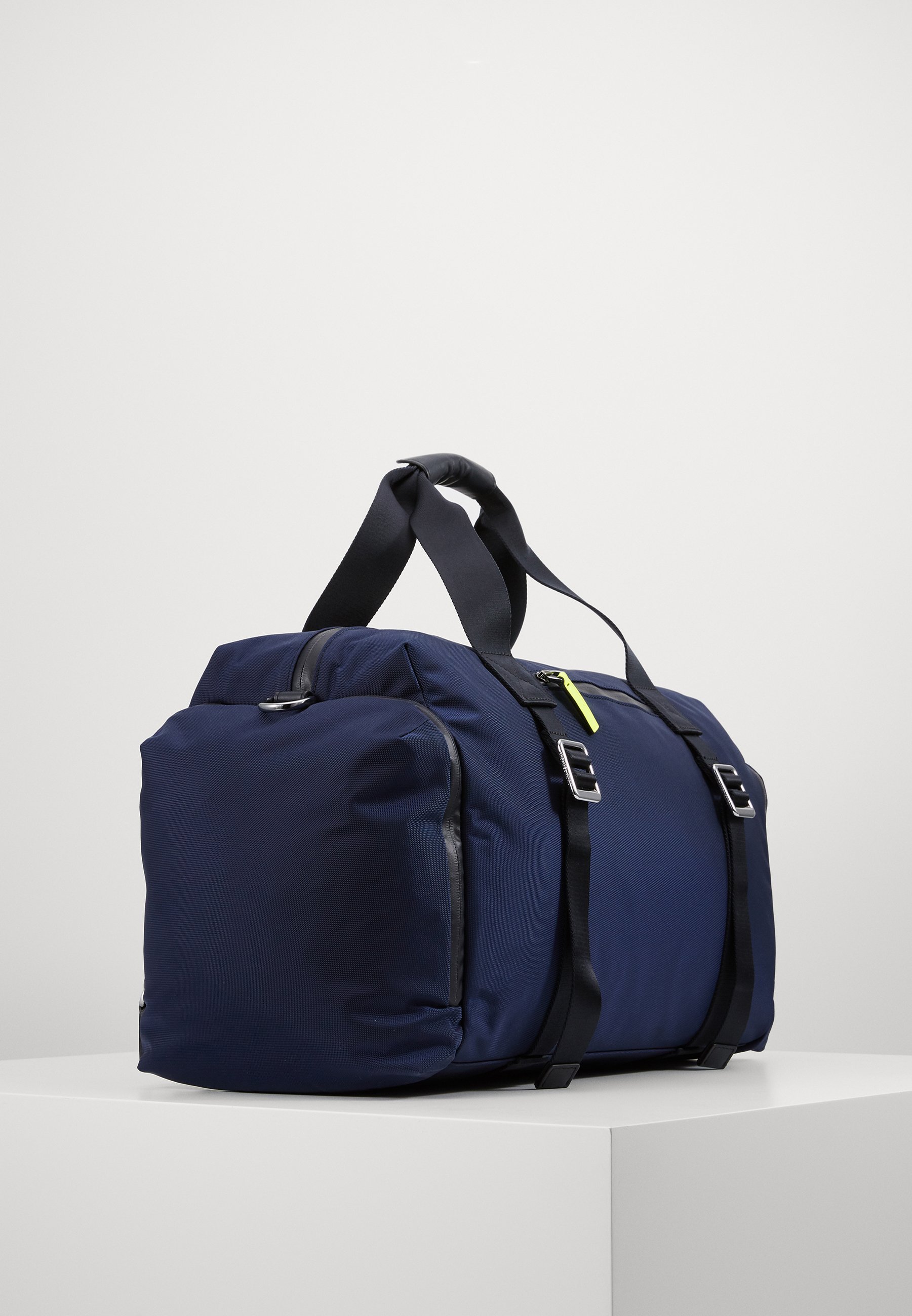 michael kors gym bag