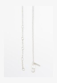 Valgt, silver-coloured