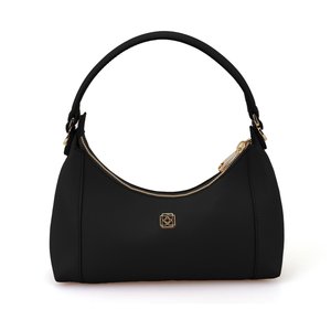 Sac à main en simili cuir noir, avec une silhouette courbée, une fermeture éclair dorée et un détail en emblème à l'avant. Il est doté d'une seule bandoulière.