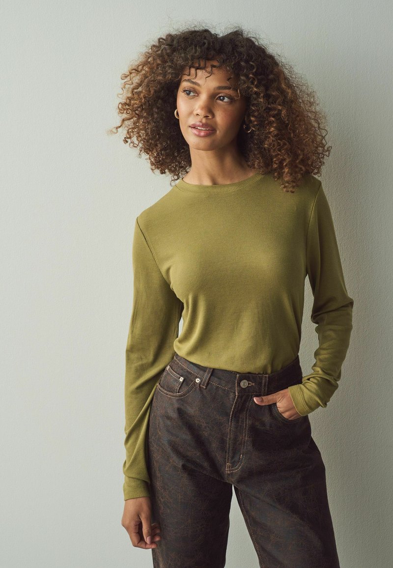 Next REGULAR FIT - SOFT TOUCH - Ilgarankovis viršutinės dalies drabužis - green