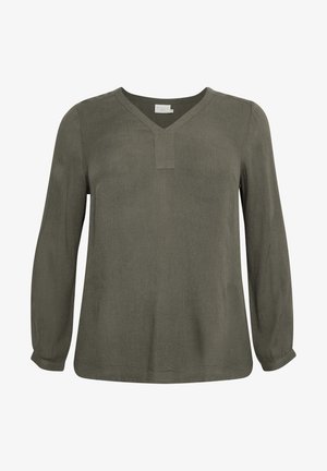 Blusa de manga larga verde oliva con cuello en V, de tela texturizada y puños elásticos. Tiene un corte relajado y detalles de costura sutiles.