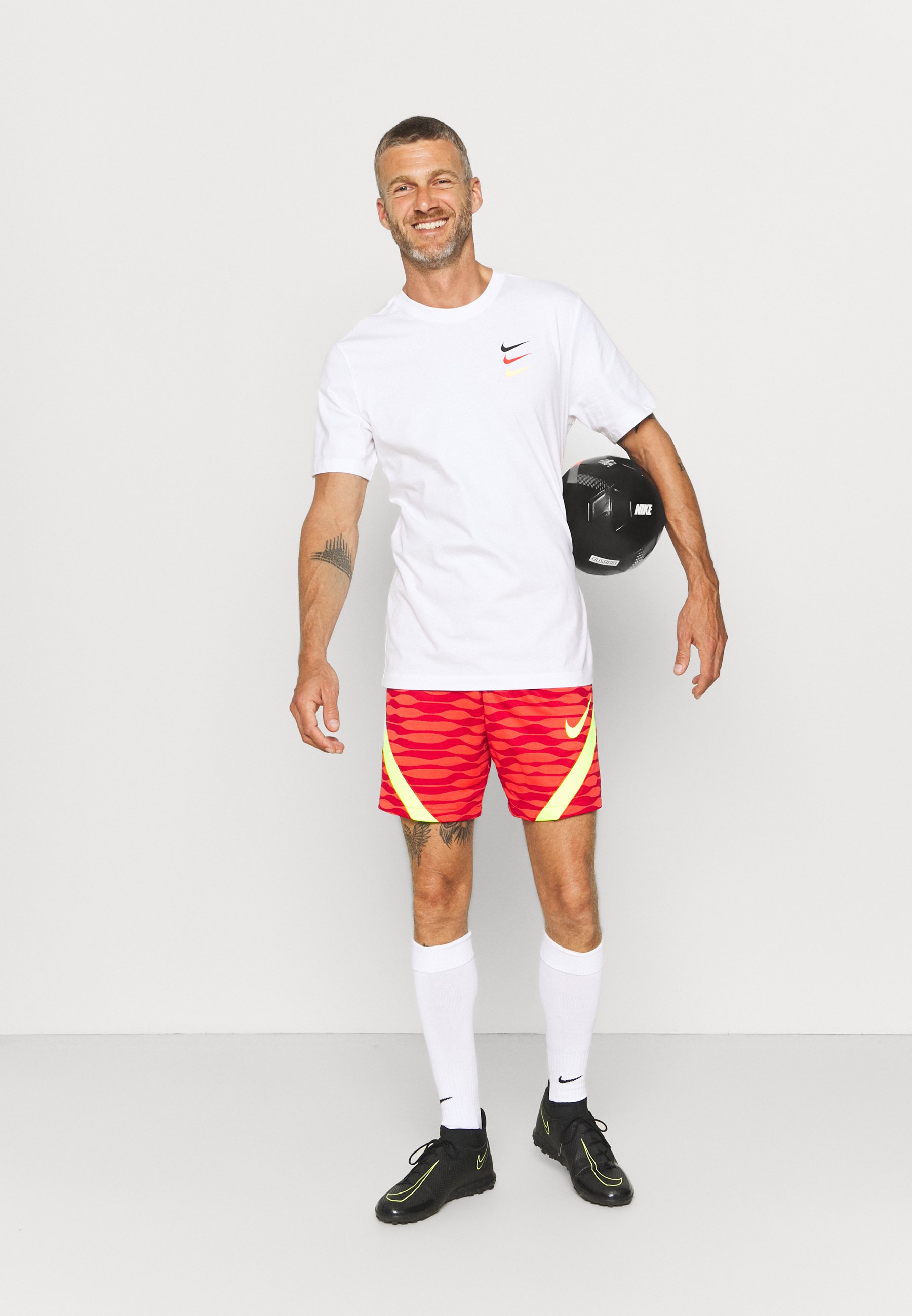 Nike Performance STRIKE SHORT - Sports 