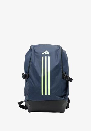Zaino navy con fondo nero, caratterizzato da tre strisce verticali riflettenti e spallacci regolabili. Realizzato in tessuto resistente.