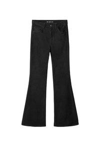 Pantalones vaqueros de campana negros hechos de denim. Cuentan con cinco bolsillos, cierre frontal de botones y una textura suave con costuras uniformes en toda la prenda.