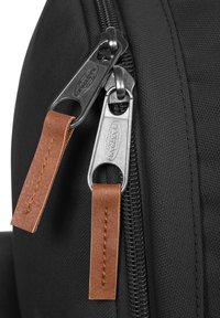 Eastpak OUT OF OFFICE - Zaino - graded black
