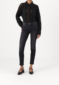 Marc O'Polo DENIM Vaqueros pitillo - dark blue