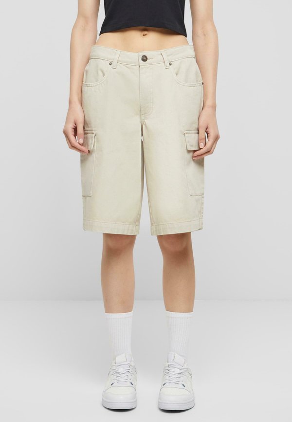 BERMUDA - Jeans Shorts - softseagrass