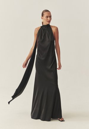 TATUUM EMU - Maxi ruha - black