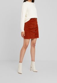 Vero Moda Tall Neule - beige