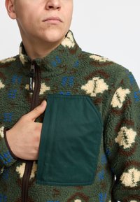 REVOLUTION Fleecejas - green