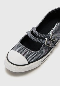 Converse CHUCK TAYLOR ALL STAR DAINTY MARY JANE - Joggesko - black/white/sporty berry