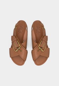 AGL SUMMER CRISS CROSS - Σανδάλια - cocoa