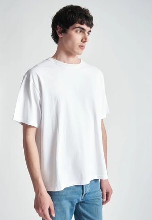 GRIFONI, T-SHIRT UOMO GRIFONI G6AB0030 01 BIANCO - T-shirt basic - bianco