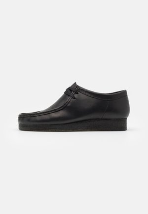 WALLABEE - Casual snøresko - black