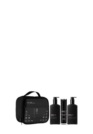 BERANI HOMME DAILY ACTIVE ESSENTIALS SET ZESTAW Z KOSMETYCZKĄ - Zestaw do kąpieli