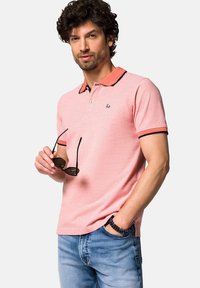 Niewybrane, light orange