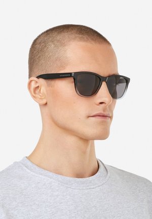 Hawkers ONE POLAR - Saulesbrilles - black