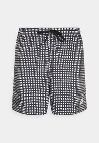 Černé plavkové šortky s bílým čtvercovým vzorem, elastickým pasem se šňůrkou a drobným logem v pravém dolním rohu.