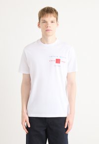Calvin Klein RED BOX GRAPHIC  - T-shirts print - brilliant white