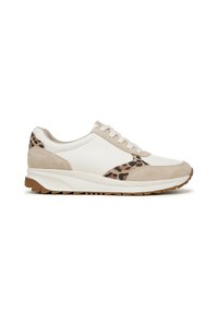 Sneakers bianchi in pelle con accenti in suede beige e un pannello in stampa leopardata. Presentano una suola curva e un design con lacci.