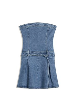 Robe en denim avec un buste structuré, de couleur bleue, jupe évasée et détails plissés. Dotée d'une ceinture ajustable et d'une fermeture éclair.