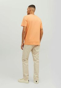 Jack & Jones JJE TEE  O-NECK  - T-shirt basic - pumpkin