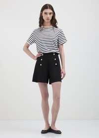 Calliope Short - nero