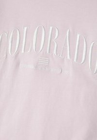 LMTD - T-shirt z nadrukiem