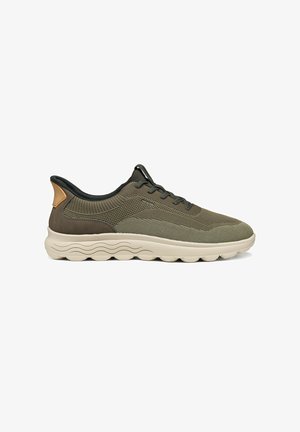 Geox, U SPHERICA PLUS - Zapatillas - military sage