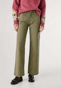 UHW LEXA - Jeans a sigaretta - khaki green