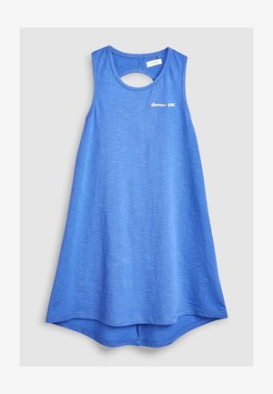 Niebieska sukienka bez rękawów z okrągłym wycięciem z tyłu, wykonana z miękkiego, lekkiego materiału o luźnym, zwiewnym kroju.