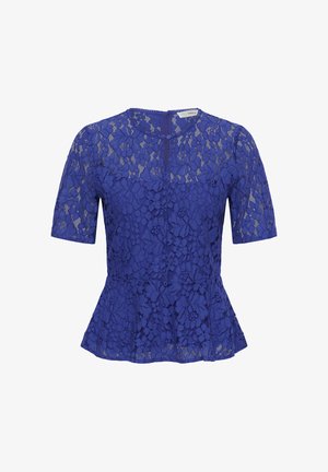 Sinine lühikeste varrukatega lillelise pitsiga pluus, ümmarguse kaelusega, eest nööbitav ja talje peplum-detailiga.