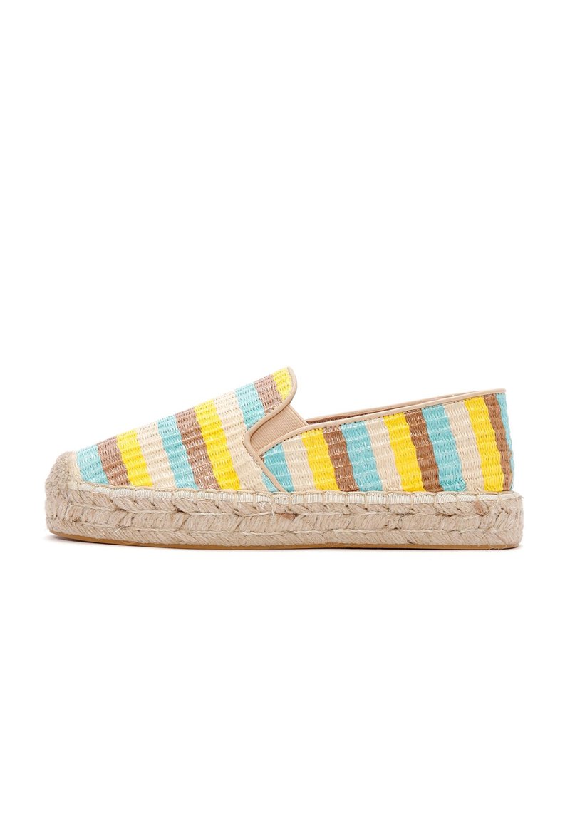 Espadrille instapmodel met een geweven textielen bovenwerk met blauwe, gele en bruine strepen. Jute middenzool en een afgeronde teenvorm.