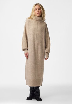 Pieces, PCMALOU ROLLNECK - Рокля тип пуловер - taupe gray