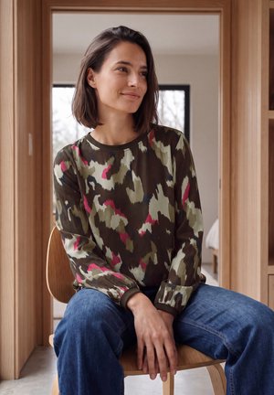 Cecil, LONG-SLEEVED ROUND-NECK BLOUSE WITH PRINT - Blusa - pink flash