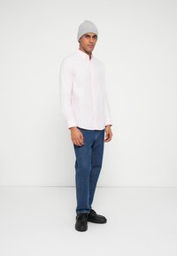 Calvin Klein Jeans SOLID CLASSIC SHIRT - Πουκάμισο - pearly pink