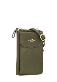 Oliven grøn læderpung med klaplukning, lynlåslomme og detaljer i guldfarve. Inkluderer en aftagelig skulderrem.