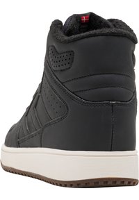 Hummel ST POWER PLAY MID WINTER czarny