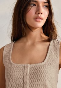 Next REGULAR FIT  TEXTURED HENLEY DETAIL TANK   - Blůza - neutral